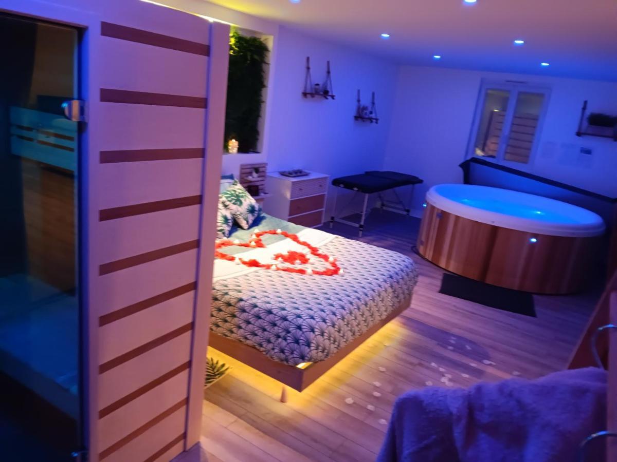 ホテル Gite Et Spa Au Secret Du Bonheur Pouilly-sur-Serre エクステリア 写真